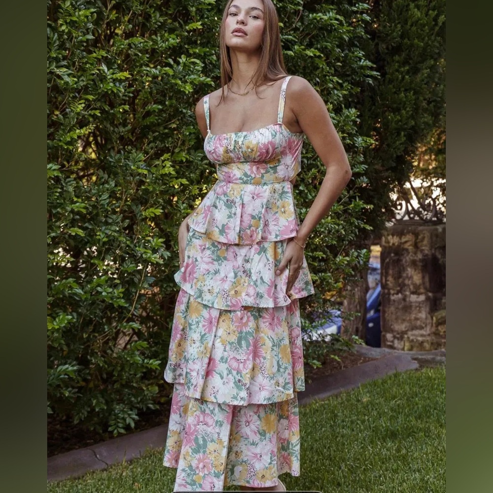 SHEIN Floral Tiered Ruffle Dress
